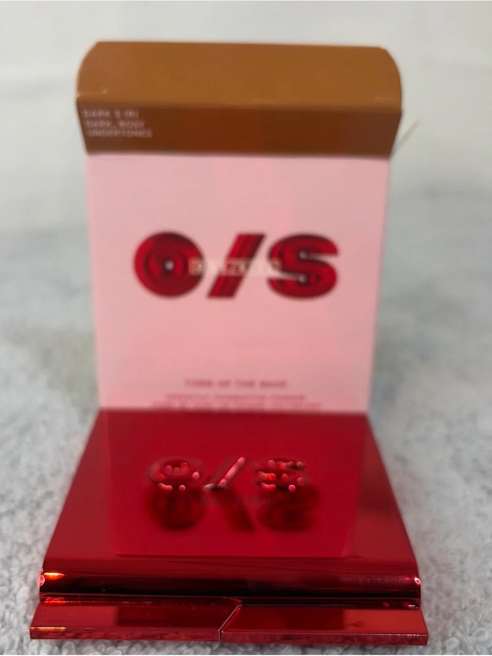 ONE/SIZE Versatile Powder Foundation Dark 3 (R). BNIB! Stk#EC0104